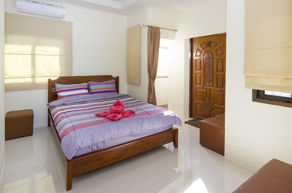 Ratana Villa - Pattaya Holiday House Walking Street 7 Bedrooms Exterior photo